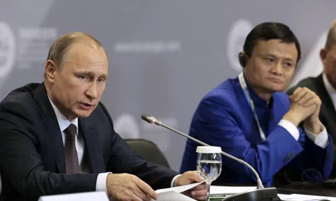 TT Putin hỏi Jack Ma: Còn trẻ vậy sao anh nghỉ hưu?
