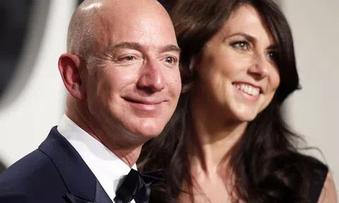 Hành trình tình yêu đáng ngưỡng mộ suốt 2 thập kỷ của tỷ phú giàu có nhất thế giới: Khi tiền bạc và danh vọng chẳng làm phai mờ nghĩa xưa