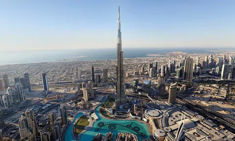 Nhà vua đích thân vi hành, sa thải ngay lập tức quan chức đi làm muộn: Bí mật nhỏ bé biến Dubai từ sa mạc hoang vu thành cường quốc giàu có đáng kinh ngạc