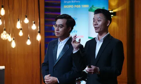 Việt Kiều Mỹ làm bình trữ điện xanh, rẻ hơn hàng Tàu 30%, khiến Shark Hưng và Shark Phú giành giật quyết liệt, Shark Hưng thắng deal với mức đầu tư kỷ lục 1 triệu USD