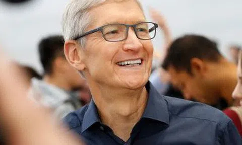CEO Tim Cook giải thích tại sao sản phẩm Apple thoát được thuế quan vào phút chót