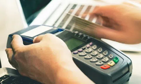 Khách du lịch thanh toán Nhân dân tệ trên đất Việt: Các bộ ngành nói gì?