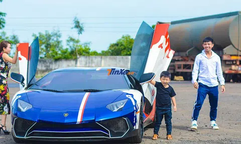 Minh Nhựa đang sở hữu những xế khủng nào trong gara?