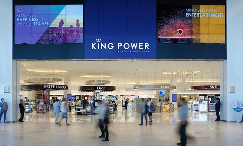 Tỷ phú sở hữu Leicester City xây dựng đế chế bán lẻ như thế nào?