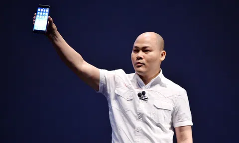 Liên tiếp thất bại với Bphone, Quảng 'nổ' huy động tiền từ đâu để thực hiện giấc mơ Bphone 3?