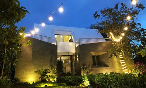 Khám phá căn biệt thự có kiến trúc độc đáo của ca sĩ Cao Thái Sơn tại Long An