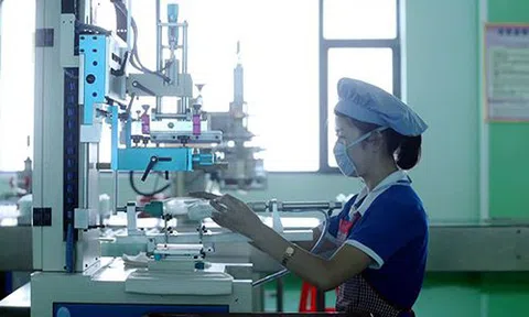 Nhà máy Triều Tiên muốn cạnh tranh với Chanel, Shiseido