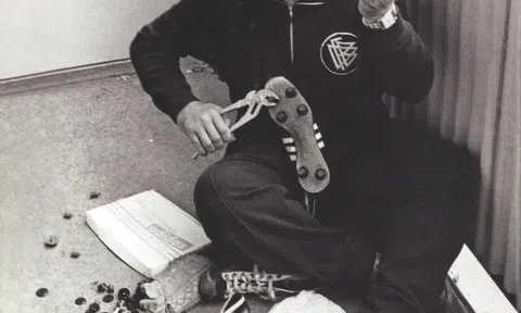 [Hồ sơ doanh nhân] Adolf Dassler: Con đường từ anh thợ đóng giày đến ông chủ Adidas