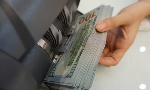 Phạt 90 triệu đồng vì đổi 100 USD - Đúng quy định nhưng chưa 'thuận tình'