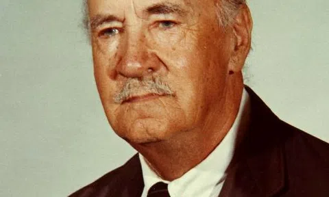 [Hồ sơ doanh nhân] Igor Sikorsky: Người đầu tiên phát minh ra máy bay trực thăng hàng loạt