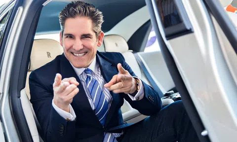 Bí quyết làm việc hơn 13 tiếng/ngày mà không đuối sức của triệu phú tự thân Grant Cardone