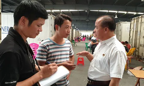 Sang Trung Quốc xem mua bán thanh long thế nào?