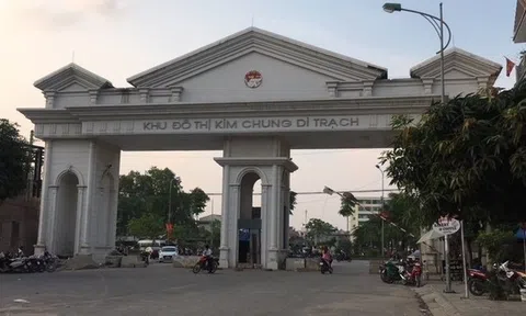 Siêu đô thị bỗng dưng phình to sau thập kỷ 'xanh cỏ'