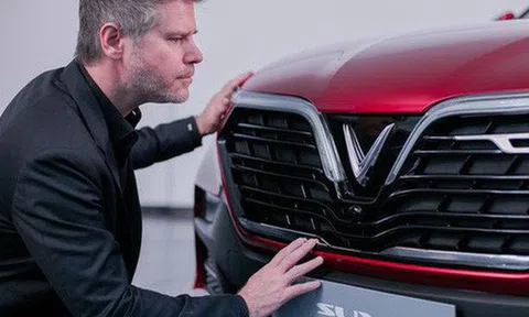 Hé lộ nhiều thông số xe VinFast trước giờ G: Động cơ tăng áp, hộp số 8 cấp, an toàn 5 sao, màn hình 10,5 inch