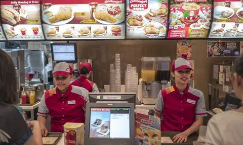 Công ty Philippines sở hữu Highlands Coffee tuyên bố có món gà rán không khác gì KFC, sẽ cạnh tranh trực diện trên toàn thế giới