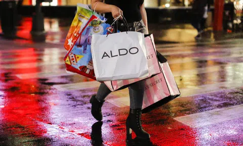 Bí mật về nghề hot kiếm bộn tiền, ít người biết khi Zara, H&M... đổ bộ, cửa hàng thời trang mọc lên như nấm tại Việt Nam