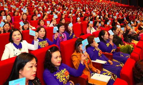 Sẽ thí điểm tập sự thứ trưởng nữ dưới 40 tuổi