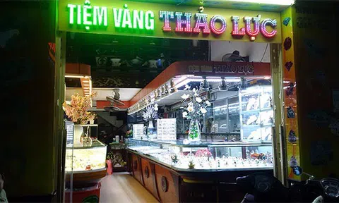 Đổi 100 USD bị phạt 90 triệu: Không có tiền nộp, cũng chẳng khiếu nại