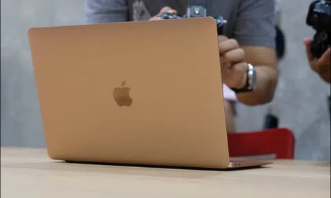 MacBook Air 2018 tại Việt Nam giảm hơn 1 triệu so với ngày đầu, còn gần 36 triệu đồng