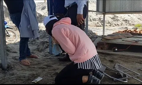 Bị nhóm giang hồ đất Cảng bao vây, nữ giám đốc quỳ lạy