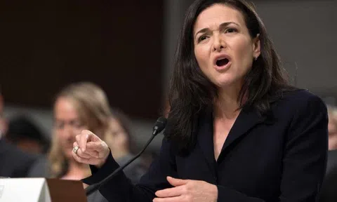 Facebook lâm nguy, người quan trọng nhất sẽ ra đi?