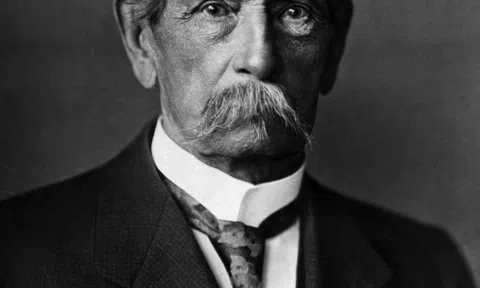 [Hồ sơ doanh nhân] Karl Friedrich Benz - Người sáng lập hãng ôtô Benz và ngôi sao ba cánh