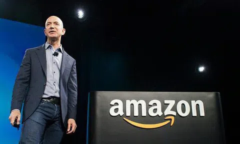 Lời khuyên của tỷ phú Jeff Bezos dành cho người trẻ muốn đi tới thành công: Hãy tự hào về lựa chọn tỉnh táo chứ không phải tài năng sở hữu