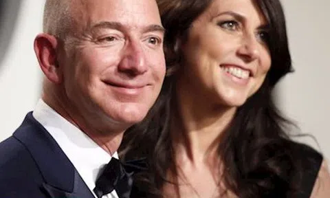 Ông chủ Amazon Jeff Bezos cưới vợ chỉ sau 6 tháng quen biết nhưng hạnh phúc không ai bằng