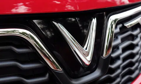 Chuyên gia ô tô xe máy: "VinFast đang làm hơi quá!"