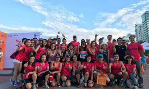 Tâm sự của CEO Topica sau khi gọi vốn thành công 50 triệu USD: "Chúng tôi tự hào về đội ngũ 1.700 anh chị em sẵn sàng "ném đá" sếp trước hàng trăm người, lập tức đứng dậy sau mỗi lần thất bại"