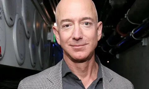 Jeff Bezos từng 3 lần nói về ‘cái chết’ không thể tránh khỏi của Amazon, phải chăng ngày sụp đổ của họ thực sự đã đến?
