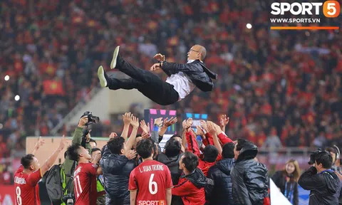 Cám ơn bầu Đức, cám ơn thầy Park, cám ơn đội tuyển quốc gia: Người Việt Nam có tố chất và trí tuệ không kém bất cứ quốc gia nào, chúng ta có quyền tự hào về những điều đó!