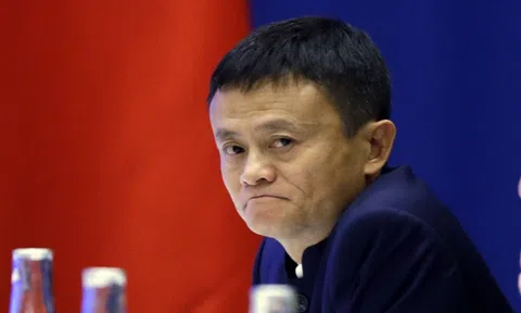 Jack Ma bất ngờ bị vượt mặt, không còn là người giàu nhất Trung Quốc