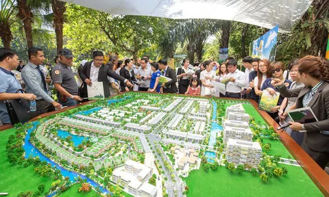 'Ngón đòn điểm huyệt': Đại gia BĐS giật mình lo sợ