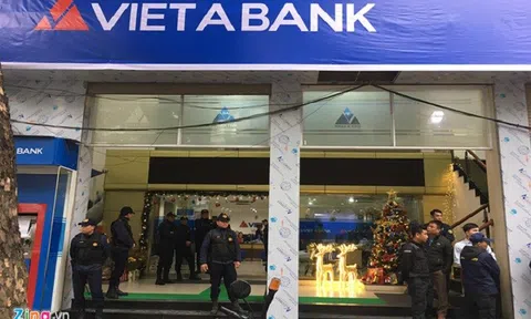 Khách hàng tố bị lừa hàng trăm tỷ khi gửi tiền ở VietABank