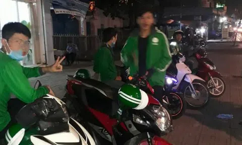 Giới trẻ thích bán café, chạy xe ôm hơn làm văn phòng?