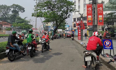 Nhiều “ông lớn” thèm "chiếc bánh" kinh tế số 33 tỉ USD của Việt Nam