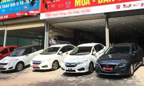 Ô tô cũ 'đại hạ giá', chỉ hơn 100 triệu: Ế đầy vỉa hè mùa Tết