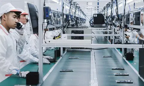Từ lúc khởi công cho tới khánh thành chỉ mất 3 tháng, liệu nhà máy Vsmart có "tuềnh toàng" như những gì chúng ta mường tượng?