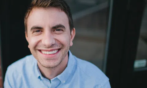 Triệu phú tự thân nghỉ hưu ở tuổi 37 khuyên không nên tiết kiệm tiền