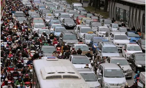 2,4 triệu ô tô ra đường: Cảnh báo 'cái chết của đô thị' Hà Nội
