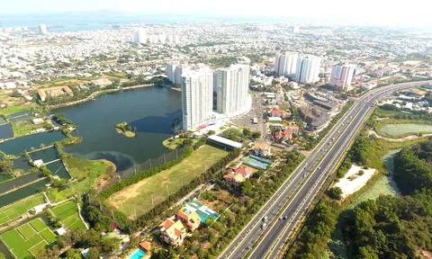 Kinh doanh bất động sản theo kiểu của Donald Trump