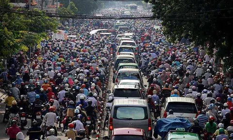 Chán xe máy, thèm khát ô tô: Con ếch trong nồi nước nóng