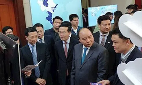 “Chính sách của ta thế nào mà để khởi nghiệp phải chạy sang Singapore”