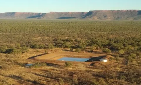 Một đại gia Việt bỏ 135 triệu USD mua 3 trang trại ở Australia