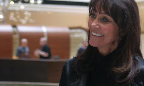 Từ cô gái bỏ học vì sinh con năm 17 tuổi đến bà chủ đế chế tỷ USD