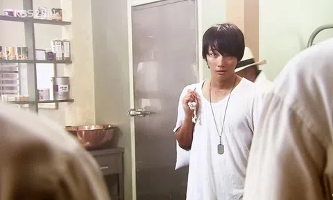 Bài học từ mẩu đối thoại giữa ông chủ và thợ làm bánh: Thợ "hành" thế nào cũng NHẪN, ông chủ tiệm bánh con con đã vươn lên thành "vua bánh mì", sở hữu 35 cửa hàng!