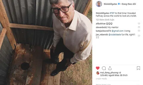 Tiền nhiều để làm gì: Bill Gates đi khắp thế giới 'ngắm' toilet, đánh răng cũng nghĩ tới người nghèo