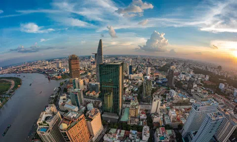 Tâm sự của một chuyên gia tài chính 'vác' tiền đi mua căn hộ hạng sang