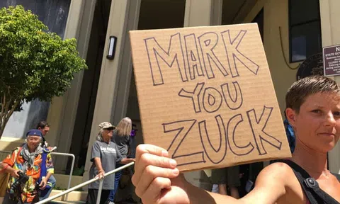 Cuộc đấu của tỷ phú Zuckerberg với một gia tộc ở Hawaii